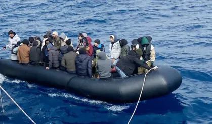 Marmaris açıklarında 70 düzensiz göçmen yakalandı