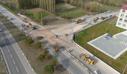 Kütahya'da Adliye Kavşağı yapımı çalışmalarına başlandı