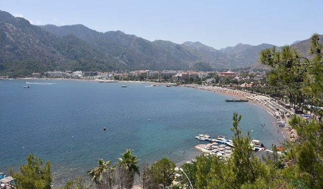 İzmir'in eşsiz koyları bayramda dalış tutkunlarını ağırladı