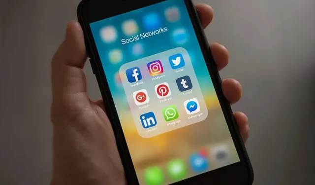 Meb'den Yeni Genelge: Bakan Tekin Öğrencilere Sosyal Medya Ve Cep Telefonu Yasağının Detaylarını Açıkladı!
