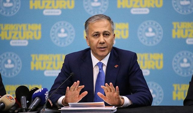 İçişleri Bakanı Ali Yerlikaya, Afyonkarahisar'da Huzur ve Güvenlik Toplantısı'na katıldı