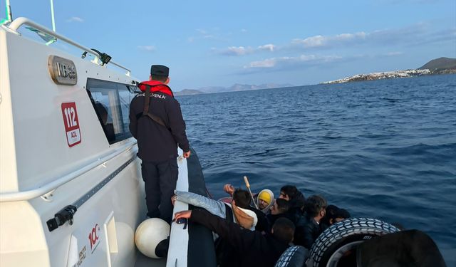 Bodrum açıklarında 92 düzensiz göçmen yakalandı