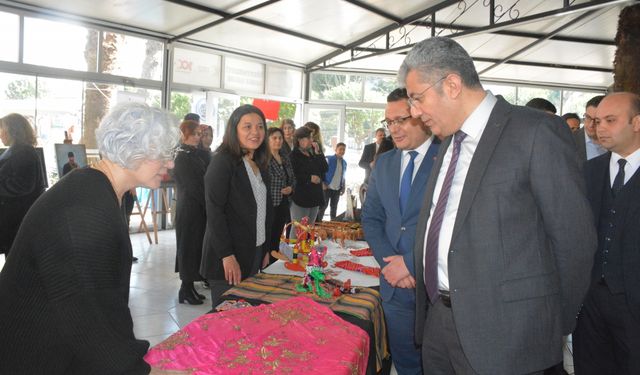 Manisa'da 18 Mart Çanakkale Zaferi El Sanatları Sergisi açıldı