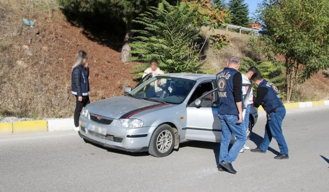 Uşak'ta Asayiş Denetimleri Sürüyor: Yurt Bölgelerinde 9 Sürücüye Ceza