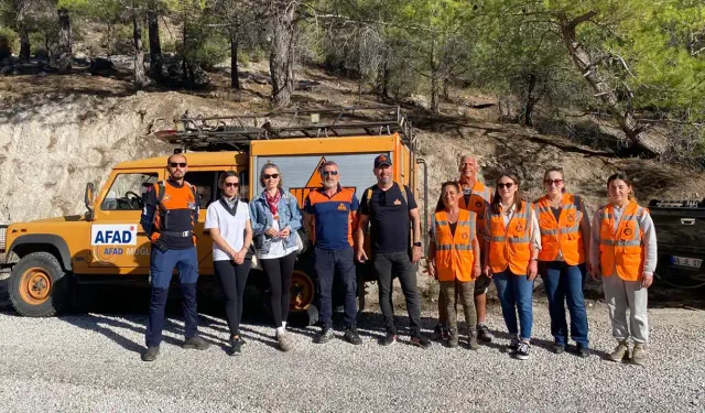 Fethiye'de ormanlık alanda kaybolan 2 kişi kurtarıldı