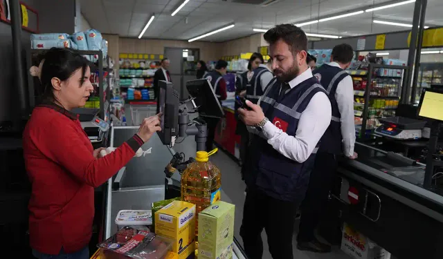 İzmir'de marketlerde fiyat denetimleri sürüyor