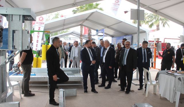 Ödemiş'te Tarım Hayvancılık Makinaları, Teknolojileri ve Yem Fuarı açıldı