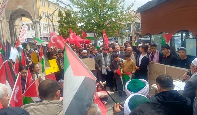 Aydın'da Küresel Sumud Filosu'na destek yürüyüşü yapıldı