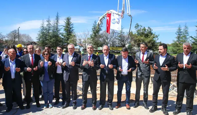 Uşak’ta 8 Derslikli Okulun Temeli Atıldı