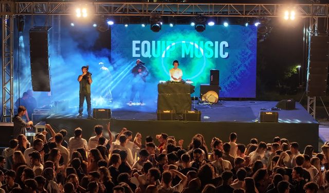 Manisa Celal Bayar Üniversitesi'nde bahar şenliği düzenlendi
