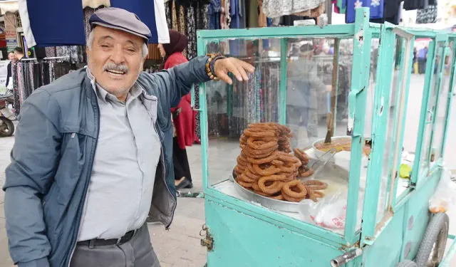 Uşak Sokaklarının Neşesi: Tatlıcı "Corç Ahmet"