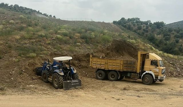 Aydın'da toprak altında kalan kepçe operatörü öldü