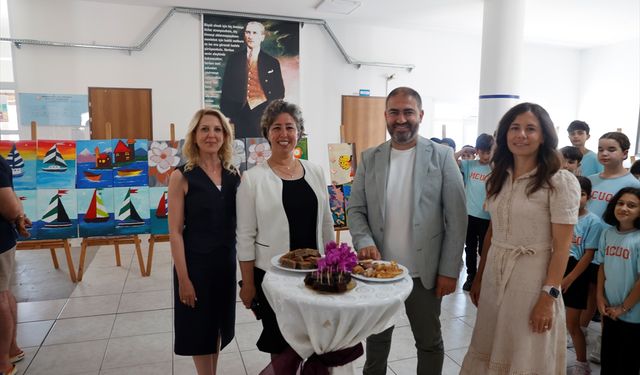 Bodrum'da özel eğitim sınıfı öğrencilerinin yıl sonu resim sergisi açıldı