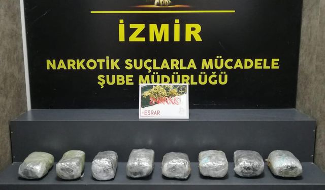 İzmir'de uyuşturucu operasyonunda 4 zanlı tutuklandı
