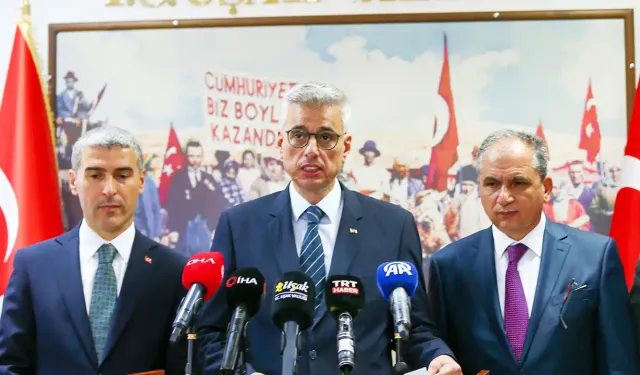 Sağlık Bakanı Prof. Dr. Kemal Memişoğlu Uşak'ta