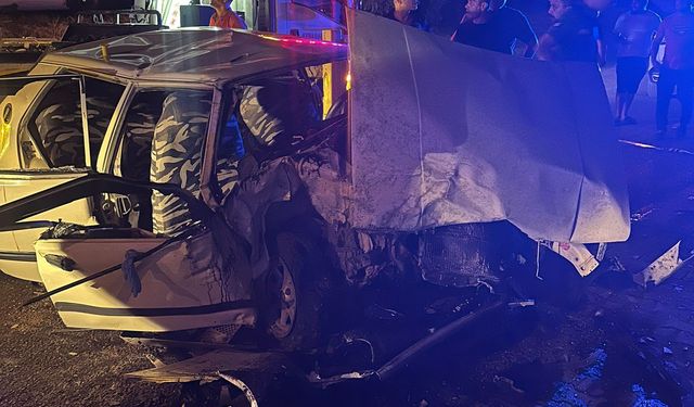 Aydın'da 2 otomobilin çarpıştığı kazada 8 kişi yaralandı