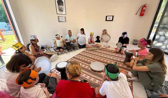 Fethiye'de engelli öğrenciler ritim ve müzikle eğlendi