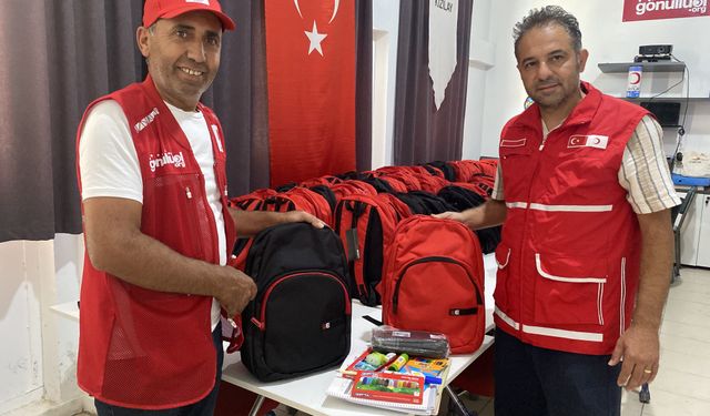 Türk Kızılay'dan Alaşehirli öğrencilere kırtasiye desteği