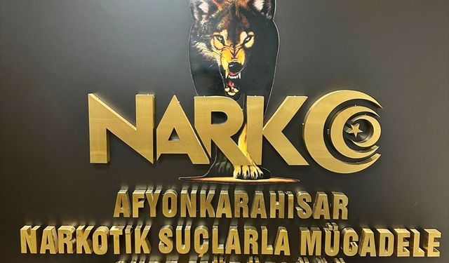 Afyonkarahisar'da uyuşturucu ele geçirilen otomobildeki 4 şüpheli tutuklandı