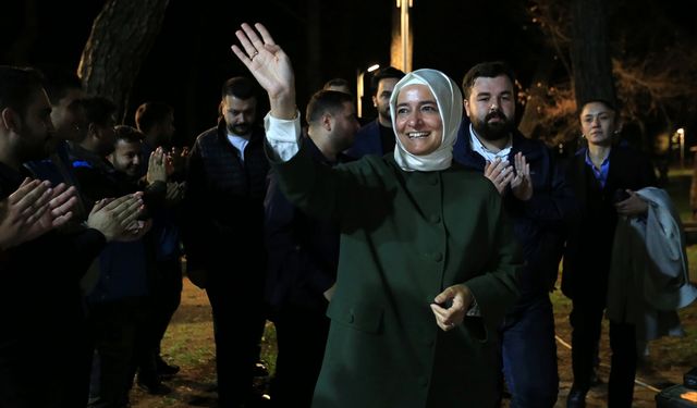 AK Parti Genel Başkan Yardımcısı Kaya, Manisa'da gençlerle buluştu: