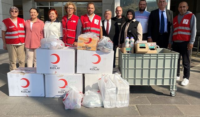 Alaşehir'deki ihtiyaç sahibi hastalara gıda ve giysi desteği
