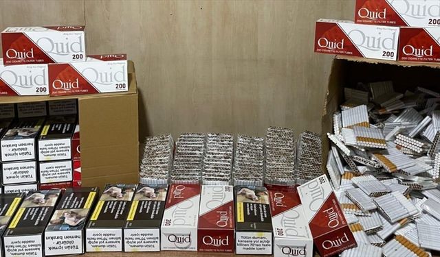 İzmir'de 20 bin 900 makaron ele geçirildi