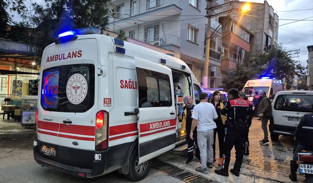 Manisa'da tartışan dayı ve yeğen birbirini yaraladı