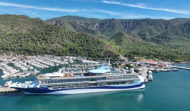 'Marella Discovery 2' kruvaziyeri Marmaris'e 1736 turist getirdi