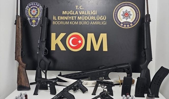 Muğla'da silah kaçakçılığı operasyonunda yakalanan 4 şüpheli tutuklandı