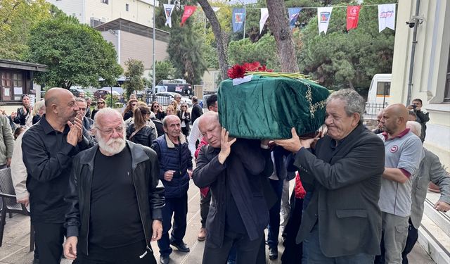 Vefat eden İzmir Devlet Tiyatrosu eski sanatçısı Melek Tartan için tören