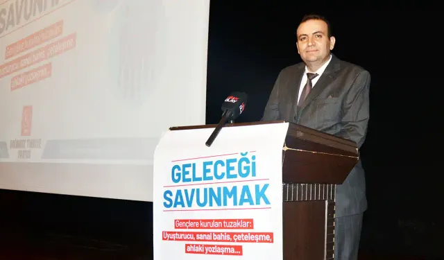 Uşak’ta “Geleceğimizi Savunmak” Programı Gerçekleştirildi