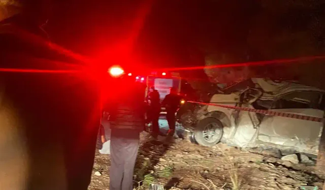 Denizli'de minibüsün devrildiği kazada 2 kişi öldü