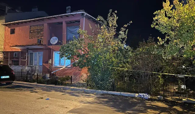 Uşak’ta aile faciası: Baba, babaanne ve komşusunu bıçakladı!