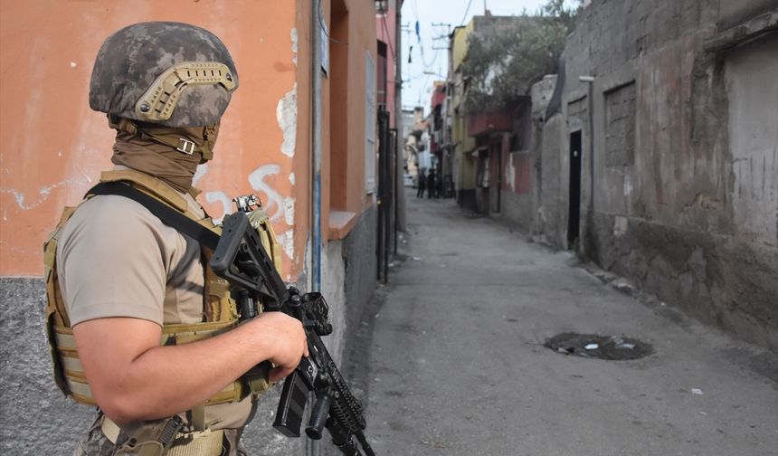 Afyonkarahisar'da DEAŞ'ın propagandasını yapan şüpheli tutuklandı