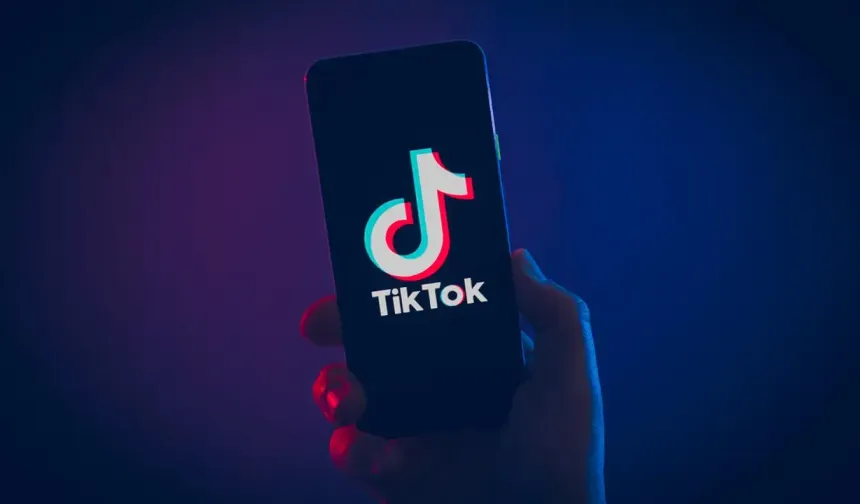 TikTok, 2023'te 3.8 Milyar Dolarlık Harcama İle Sektörde Zirveye Uçtu