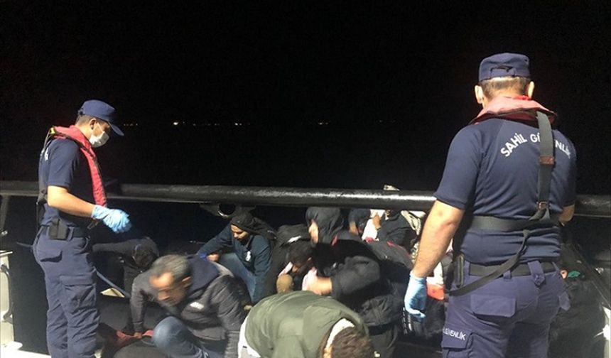 Muğla açıklarında 47 düzensiz göçmen yakalandı