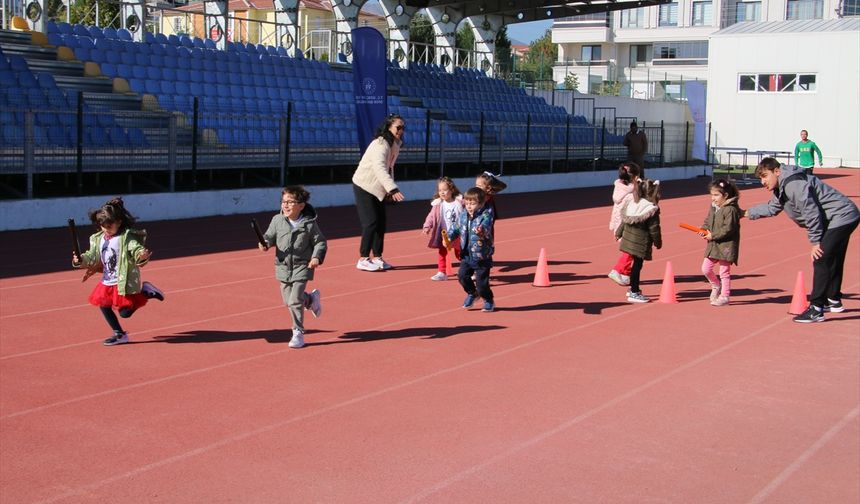 Kütahya'da okul öncesi eğitim öğrencileri spor branşlarıyla tanışıyor