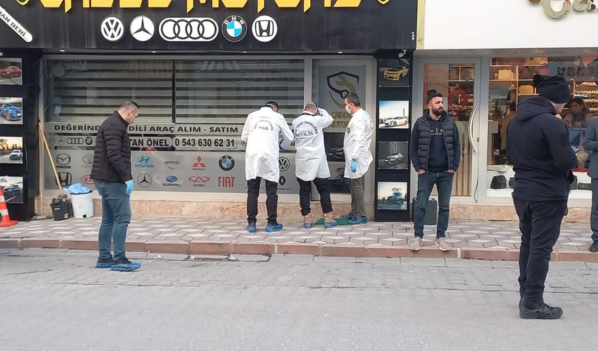 Manisa'da iş yerindeki cinayete ilişkin yakalanan 9 zanlıdan 3'ü tutuklandı