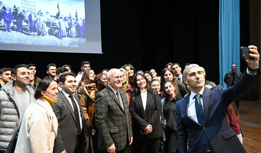 Vali Naci Aktaş, Üniversite Öğrencileriyle Buluştu