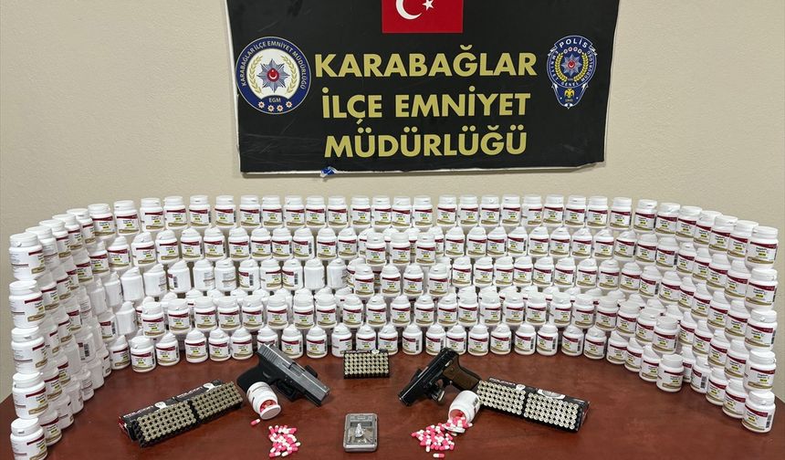 İzmir'de iş yerinde 13 bin 776 sentetik ecza hap bulunan şüpheli gözaltına alındı