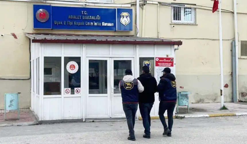 Uşak'ta Firarilere Cezaevi Yolu Görüldü: 13 Kişi Tutuklandı