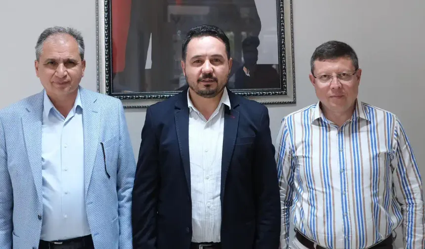 Uşak Ak Parti'den Kritik Toplantı