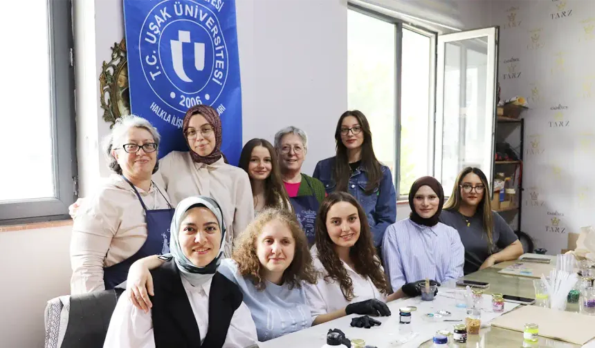 “Hayalden Tasarıma”: Uşaklı Gençler Epoksi Sanatıyla Buluştu