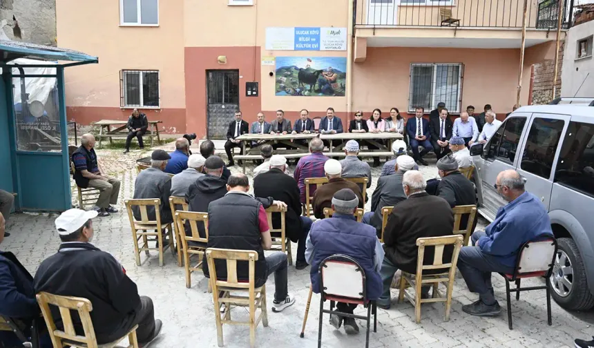 Uşak Üniversitesi’nden Köylüye Tarım ve Hayvancılık Desteği