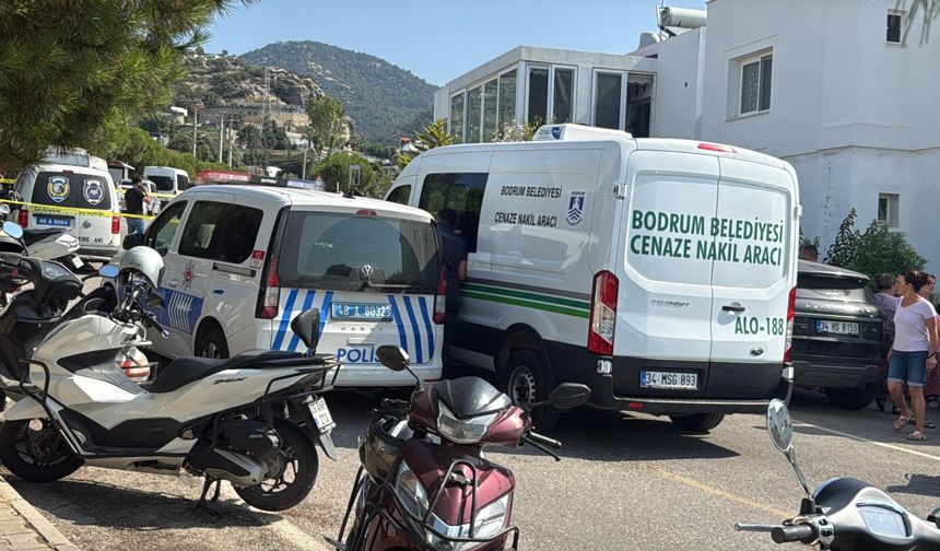 Bodrum'da çatıdan düşen emekli polis memuru hayatını kaybetti