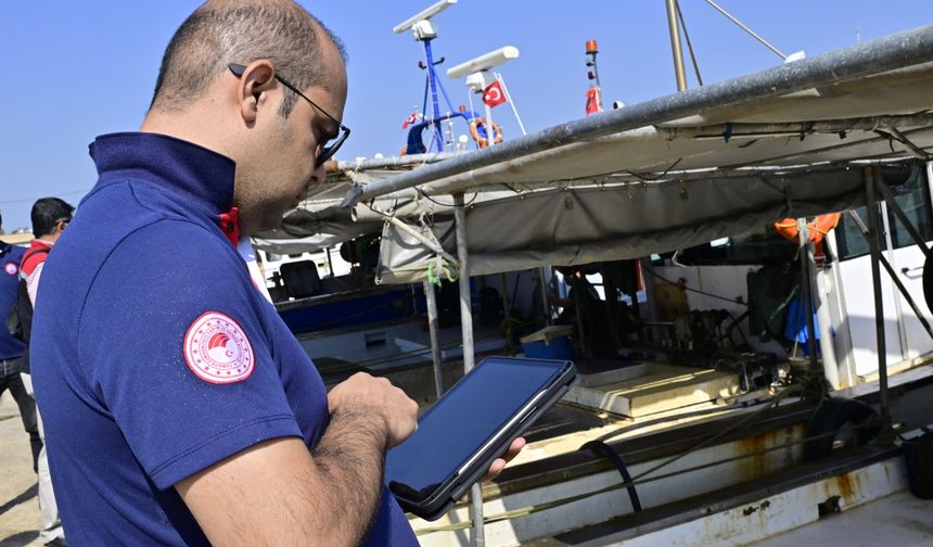 İzmir'de su ürünleri denetimlerinde 1 milyon 246 bin lira para cezası kesildi