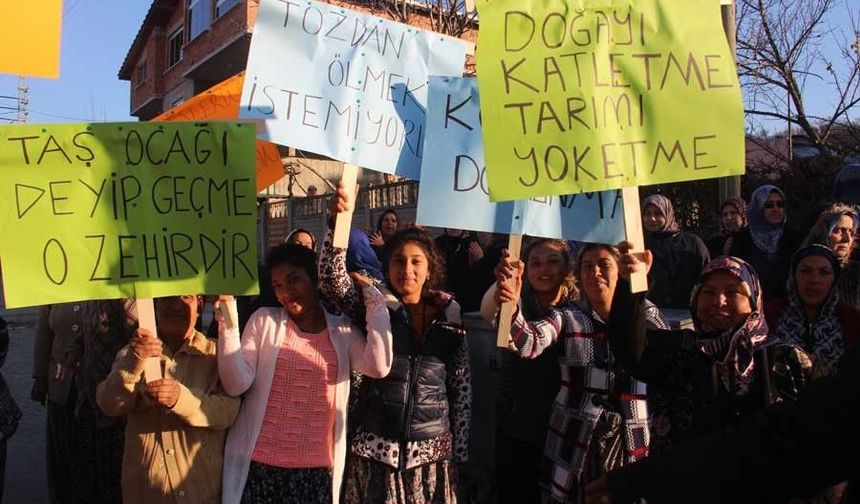 Keşkek Şenliği'nde köylülerden 'Taş ocağı kapatılsın' yürüyüşü