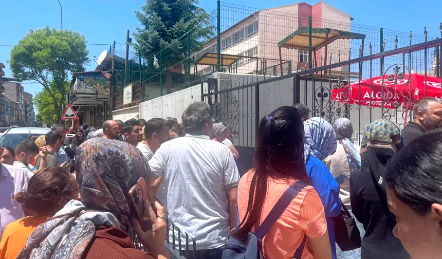 Uşak’ta LGS Heyecanı: 3.698 Öğrenci Ter Döktü