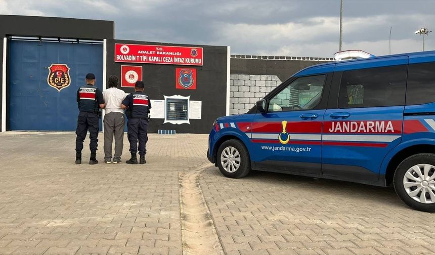 Afyonkarahisar'da 2 firari hükümlü yakalandı