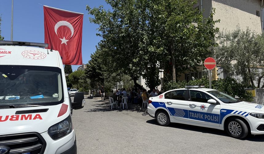 Manisalı şehit astsubay kıdemli çavuş Mangura'nın ailesine şehadet haberi verildi